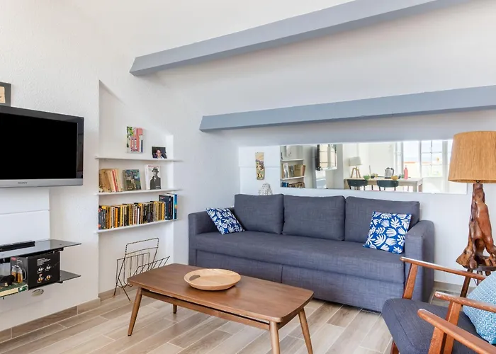 Chateau De La Madrague-2 By Interhome Apartamento